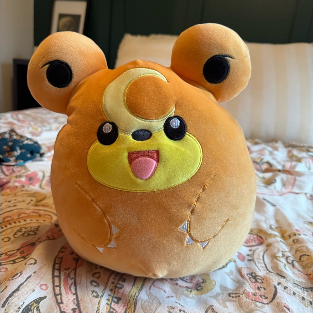 Squishmallow 12” Pokemon Teddiursa Pokémon Center Plush